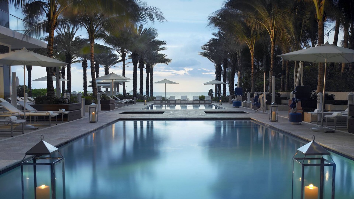 Surfside Hotel | Grand Beach Hotel Surfside
