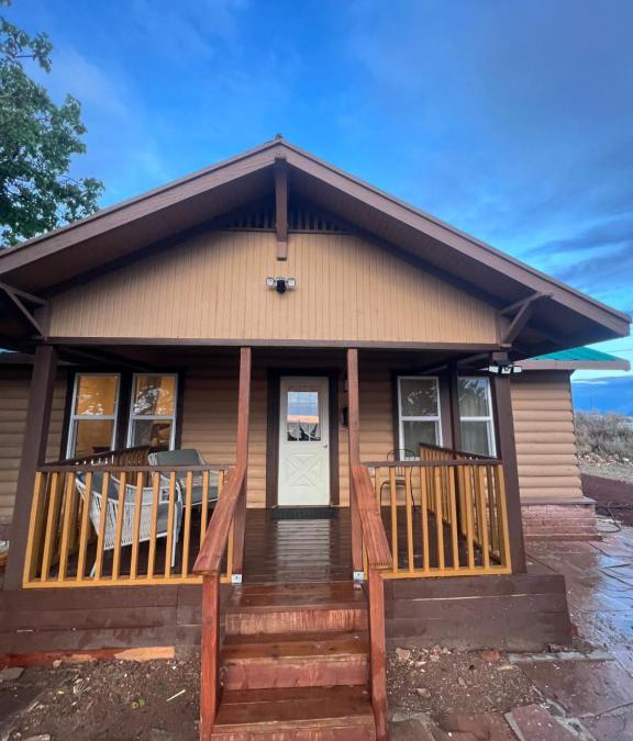 Valle House | Grand Canyon Getaway! Cozy & easily accessible