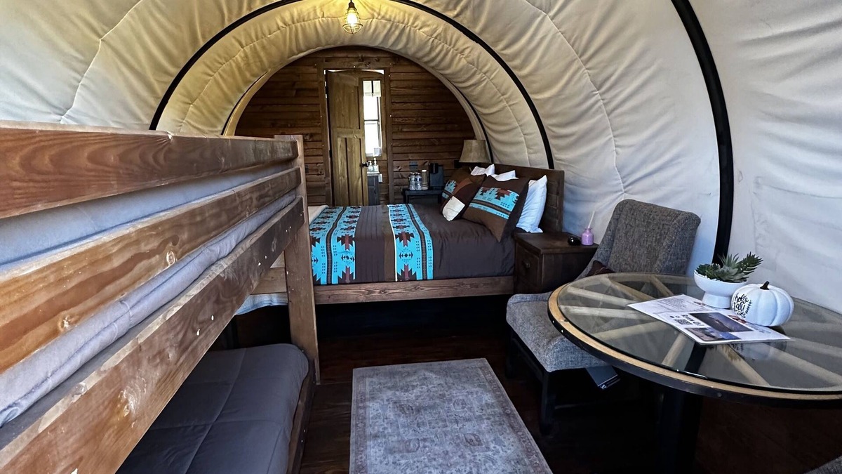 Meadview House | Grand Canyon Glamping Resort