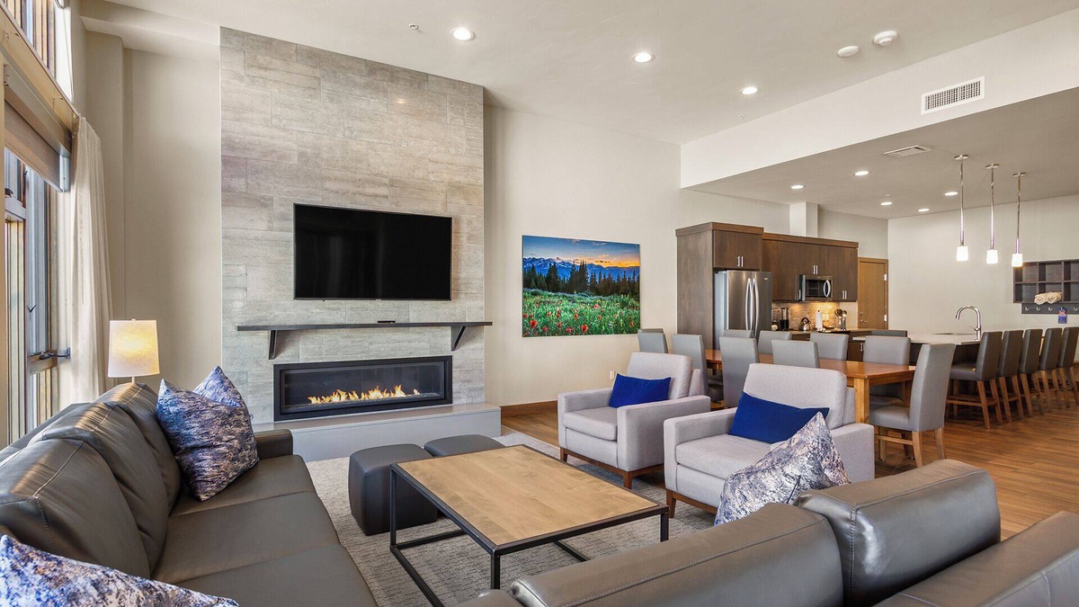 Boulder Ridge Condo | Grand Colorado on Peak 8 2 BD Colorado ski-in/out