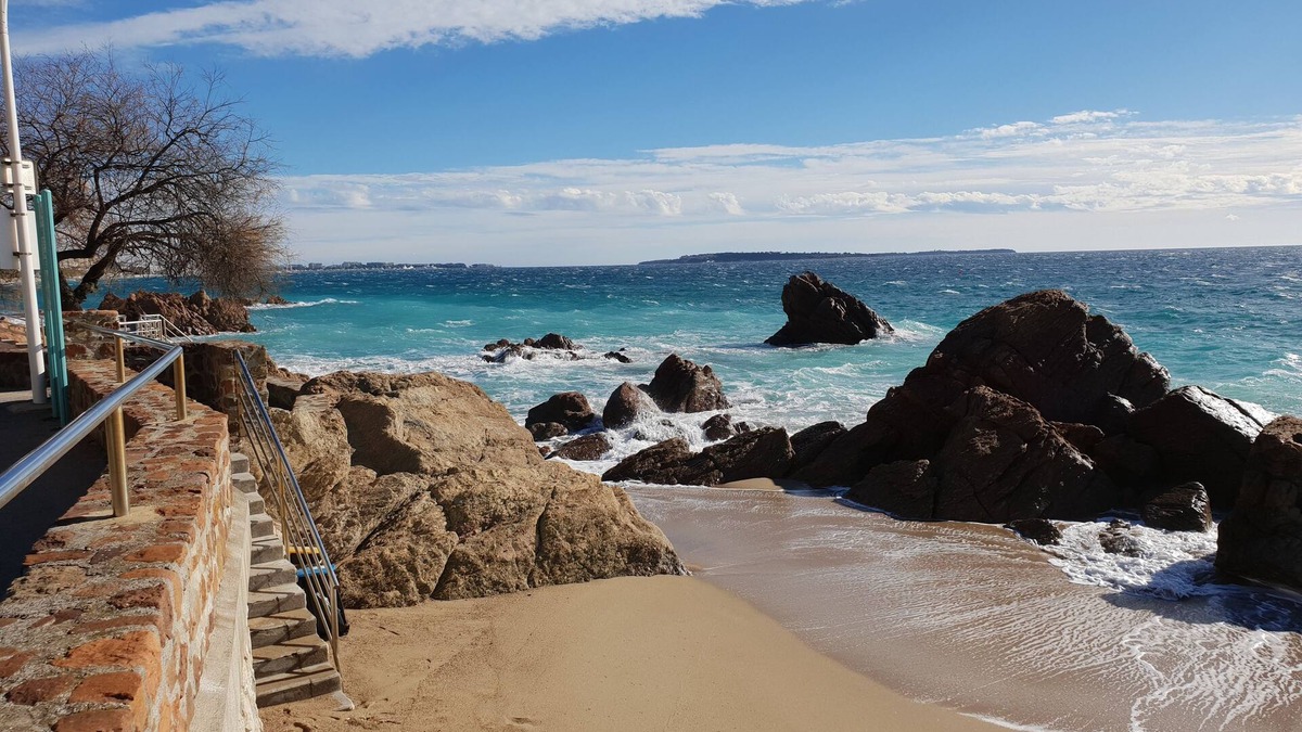 La Bocca Apartment | Grand Deux Pieces Climatise VUE MER