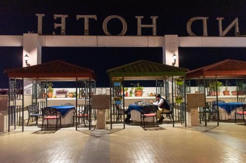 Nawanshahr Hotel | Grand Hotel Nawanshahr