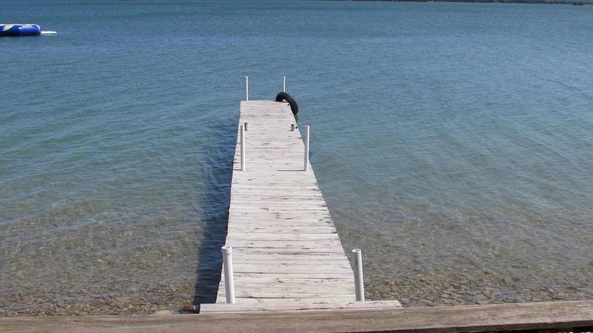Presque Isle Hotel | Grand Lake Resort