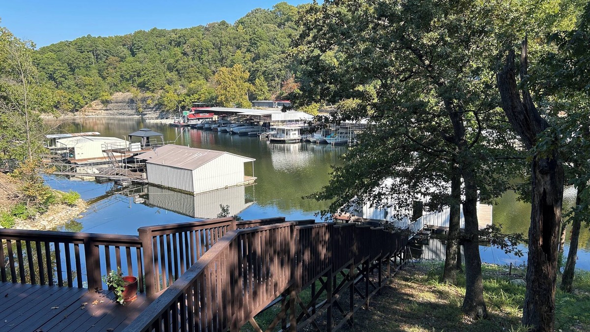 Eucha House | Grand Lake Waterfront in beautiful Dripping Springs