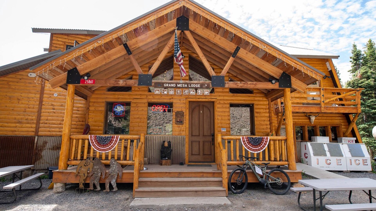 Cedaredge Cabin | Grand Mesa Lodge
