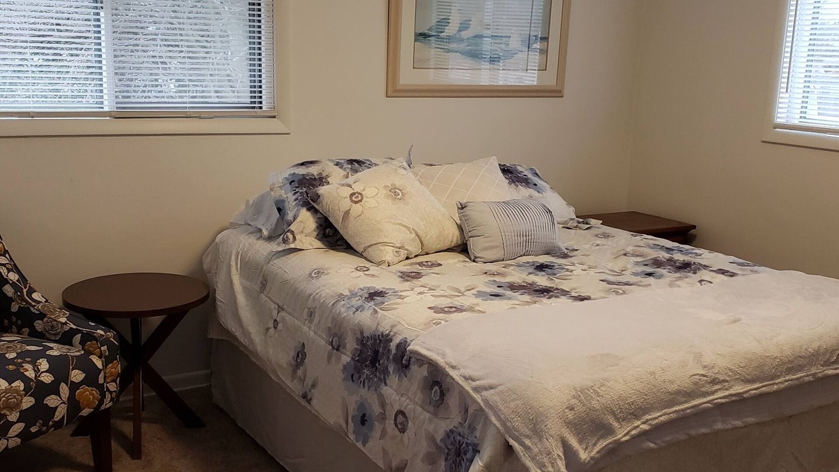 Kentwood House | Grand Rapids-Kentwood is close to DT and the airport.