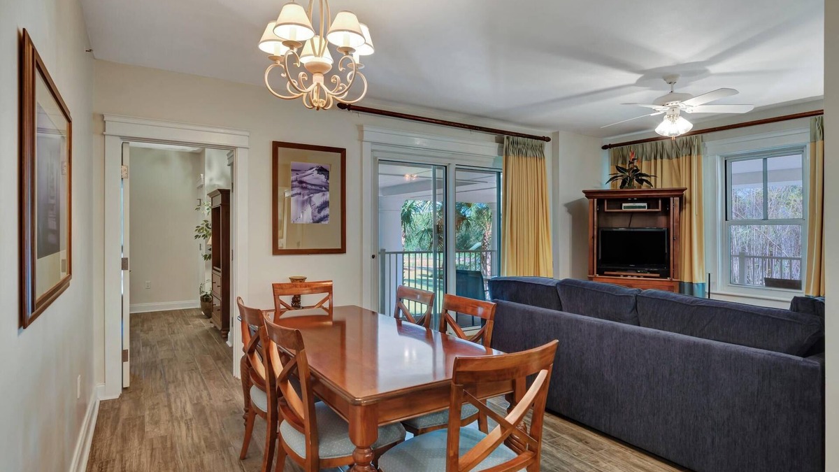 Villa Lago Condo | Grand Retreat: Spacious 2BR | 2BA Complex with Fully Equipped Kitchen at Sandestin Golf and Beach Resort!
