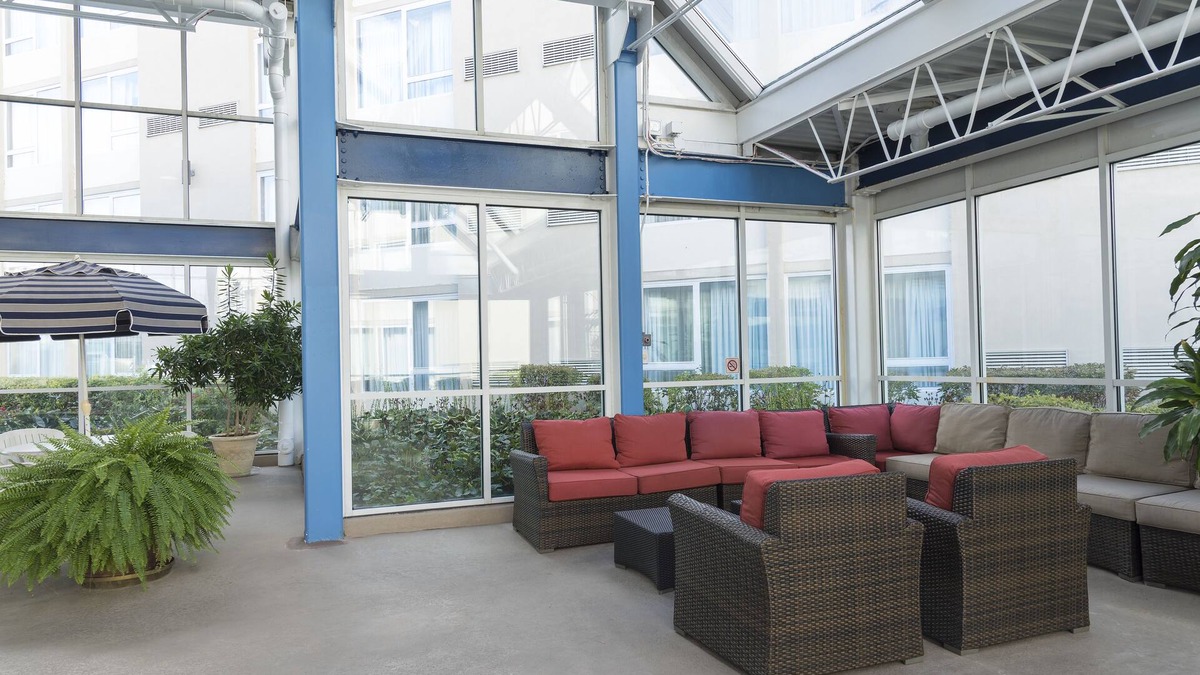 Elk Grove Village Hotel | Grand Royal Hotel O'Hare - Chicago