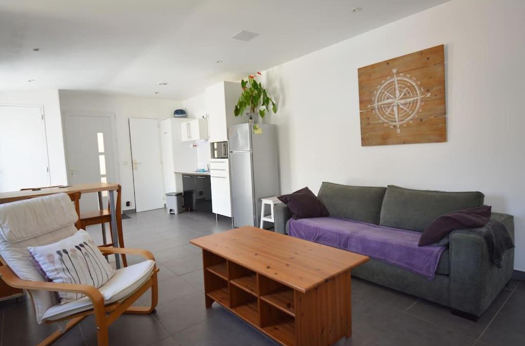 Goussainville Apartment | Grand studio indépendant avec jardin