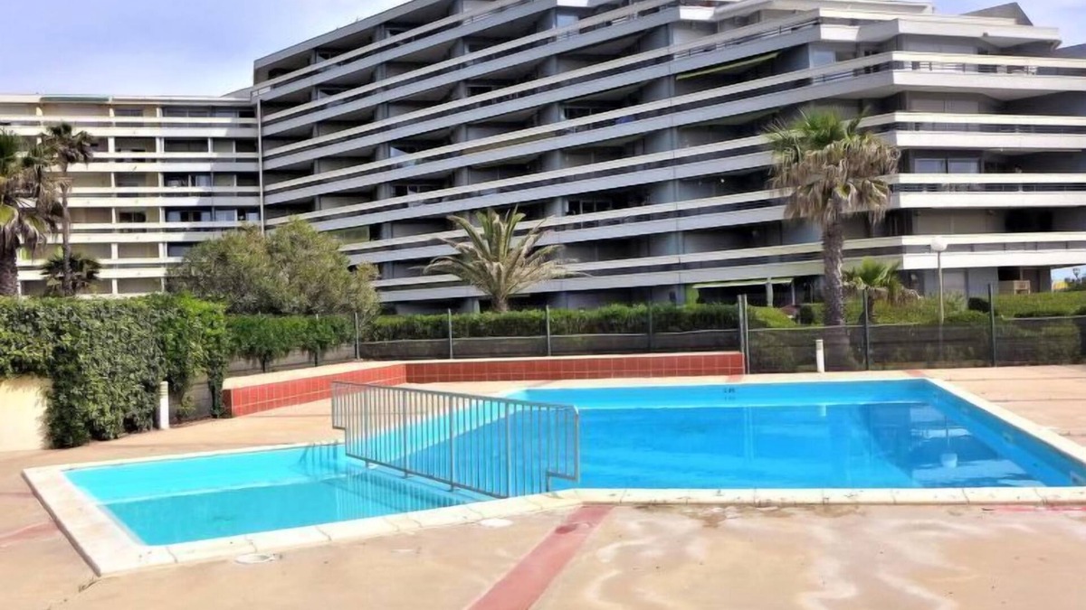 La Cote Radieuse Apartment | Grand Sud by Interhome