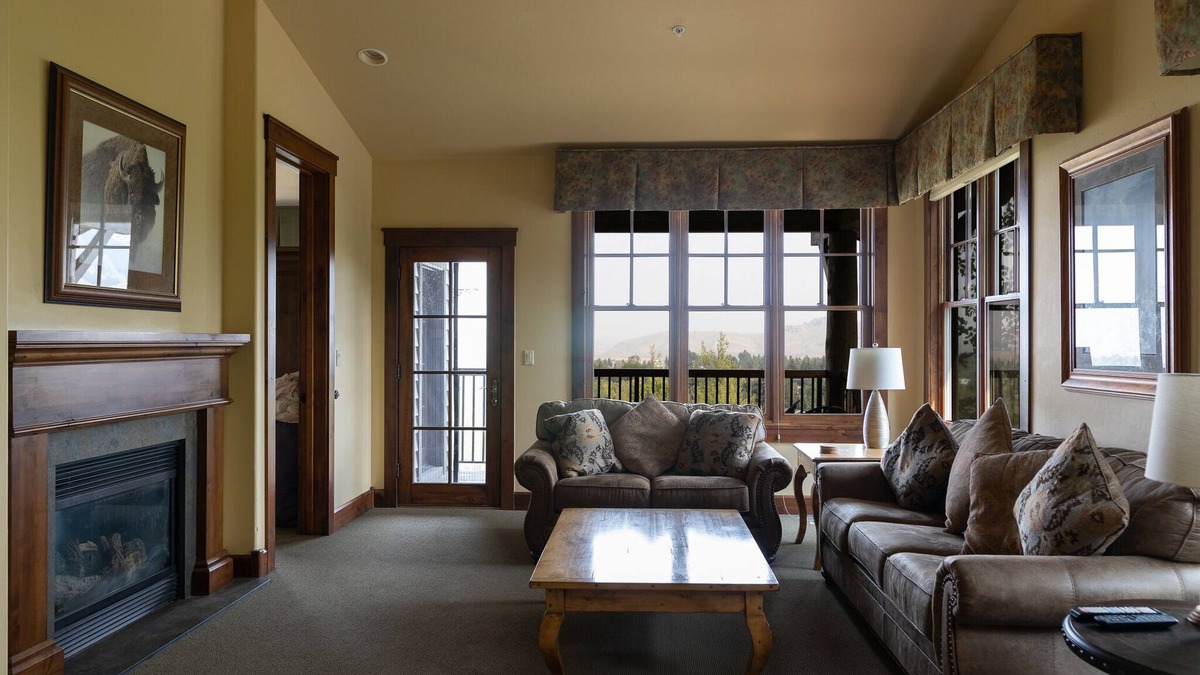 Jackson Condo | Grand View 3330: Top Floor Condo w/Spectacular Teton Views- Air Conditioned!