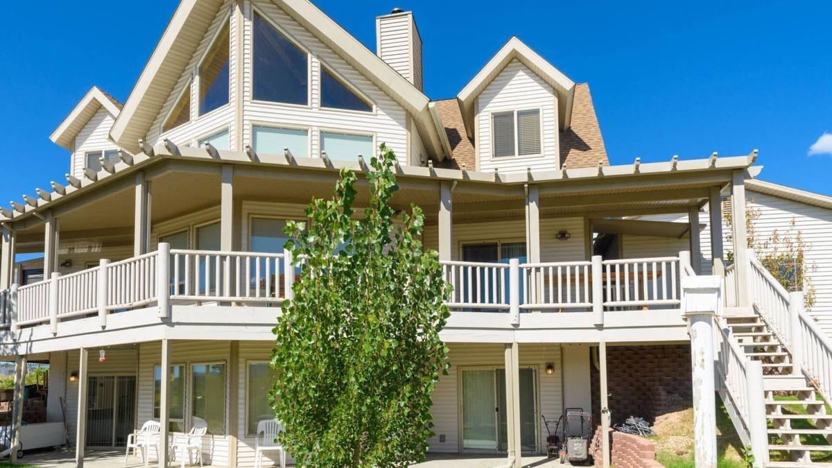 Hatch House | Grand View Lodge: Your Utah Escape Near National Parks