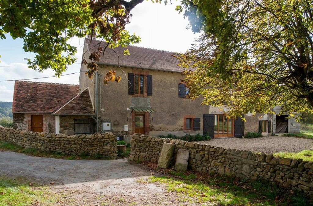 Badecon-le-Pin House | Grande Maison avec terrasse et proche rivière en Berry - FR-1-591-13