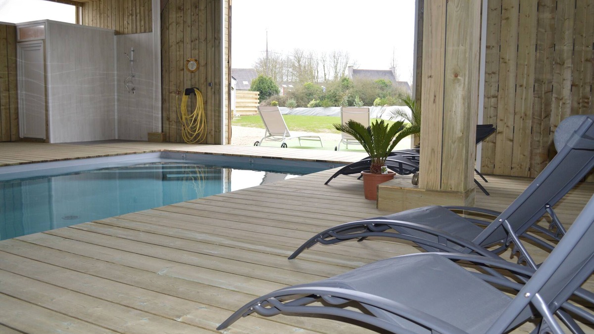 Guisseny Villa | Grande Maison Avec Piscine