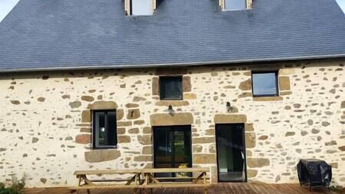 La Fontenelle House | Grande Maison de Campagne. Aux Portes de la Forêt!