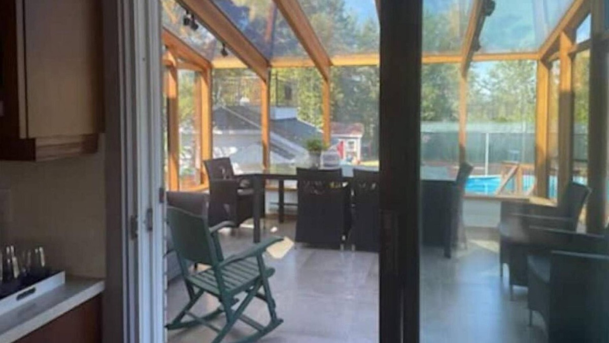 Chicoutimi House | Grande Maison Pour L'hiver