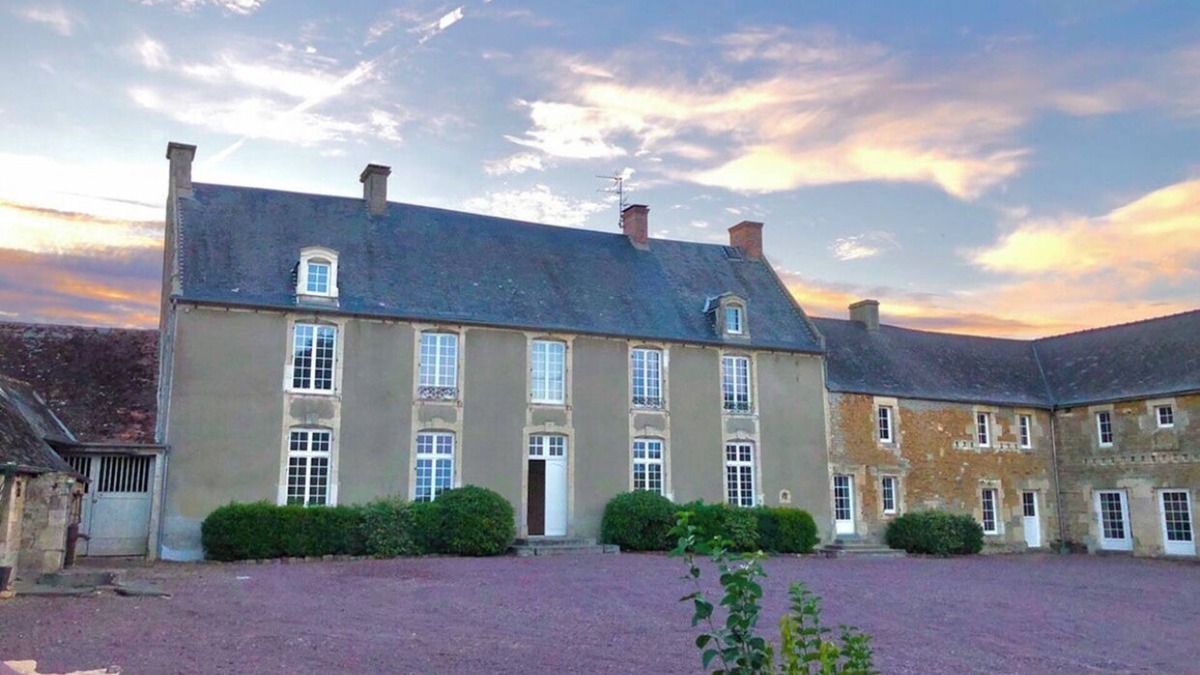 Amaye-sur-Orne House | Grande propriété de 800m2 couchages jusqu’à 42, pour séminaires, célébrations…