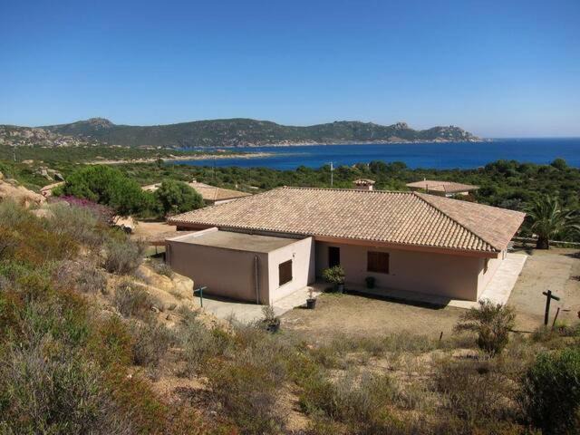 Tizzano House | GRANDE VILLA TIZZANO A 200 M DE LA PLAGE 18 PERS