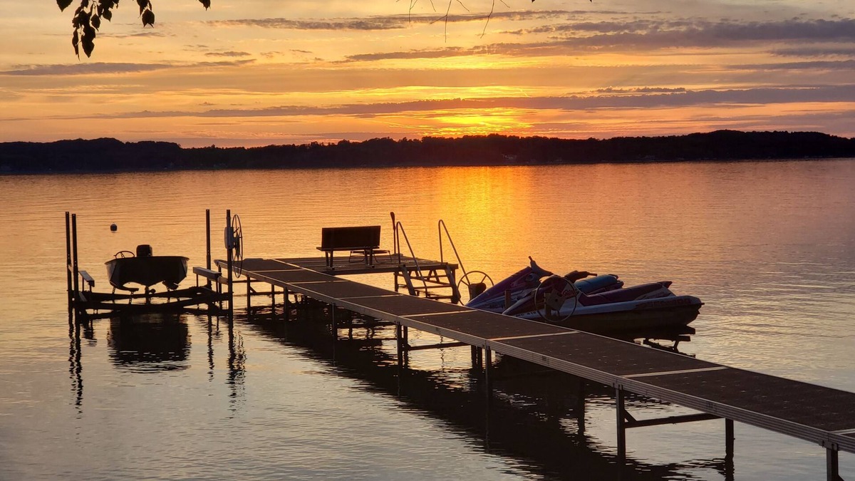 Bellaire Cabin | Grandma's Cottage On East Torch Lake