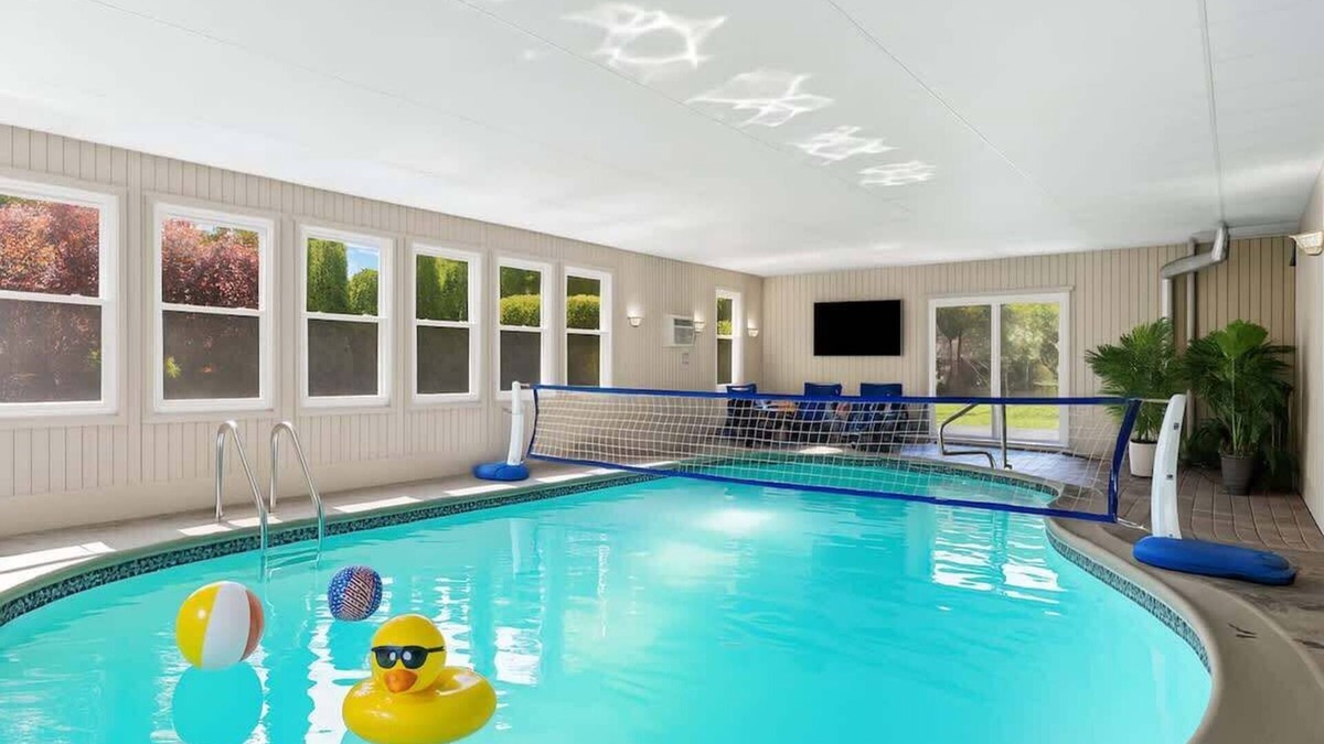 Sterling Heights House | Grandma's Family Fun House with Heated Indoor Pool