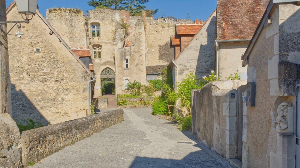 Montresor House | Grandma's Treasure