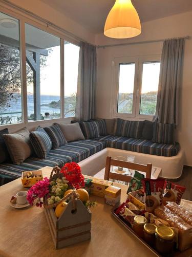 Agios Romanos House | Grandpa Simos' Traditional Guest House (Α)