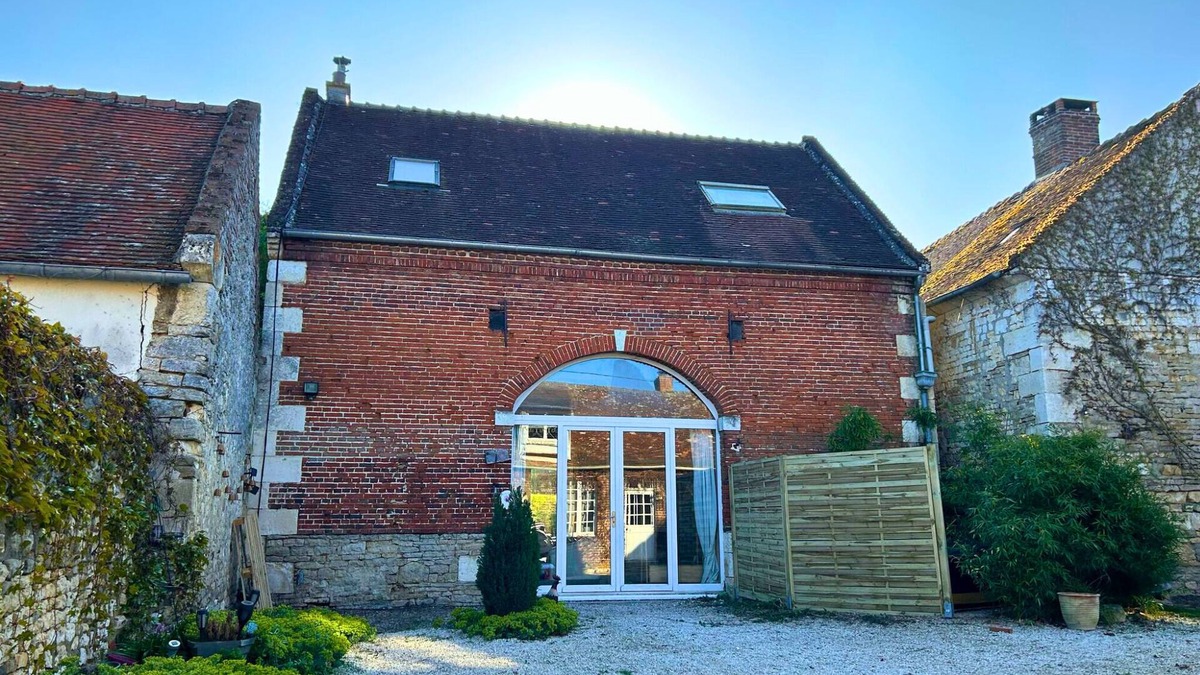 Pronleroy Cottage | GRANDS GITES 27 sleep and INSOLITES 10 sleep