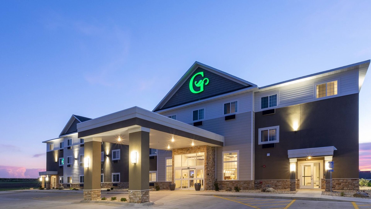 Rock Valley Hotel | GrandStay Hotel & Suites Rock Valley