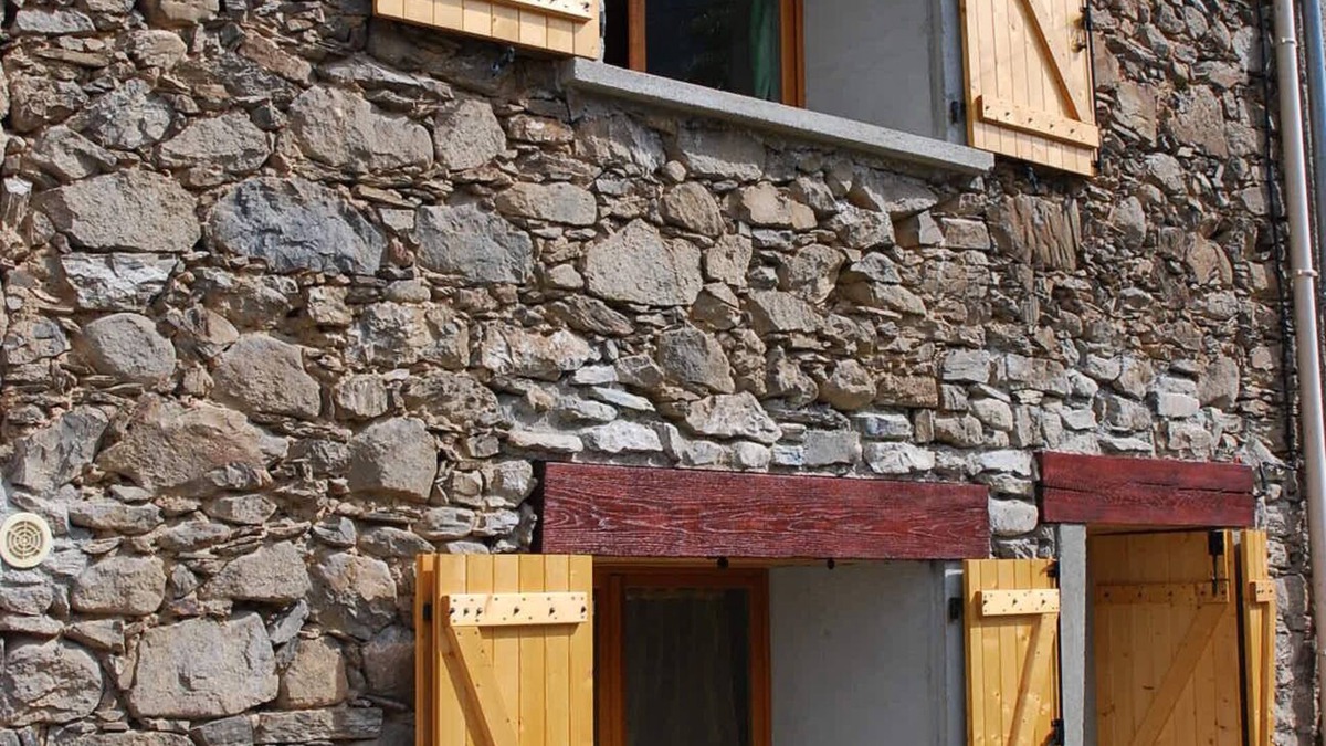 Vicdessos House | Grange Renove , 9 Couchages Ideal our 2 Couples et 5 Enfants , Location Vacance