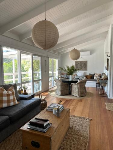 Moonambel House | Grape Farm Cottage with picturesque vineyard views