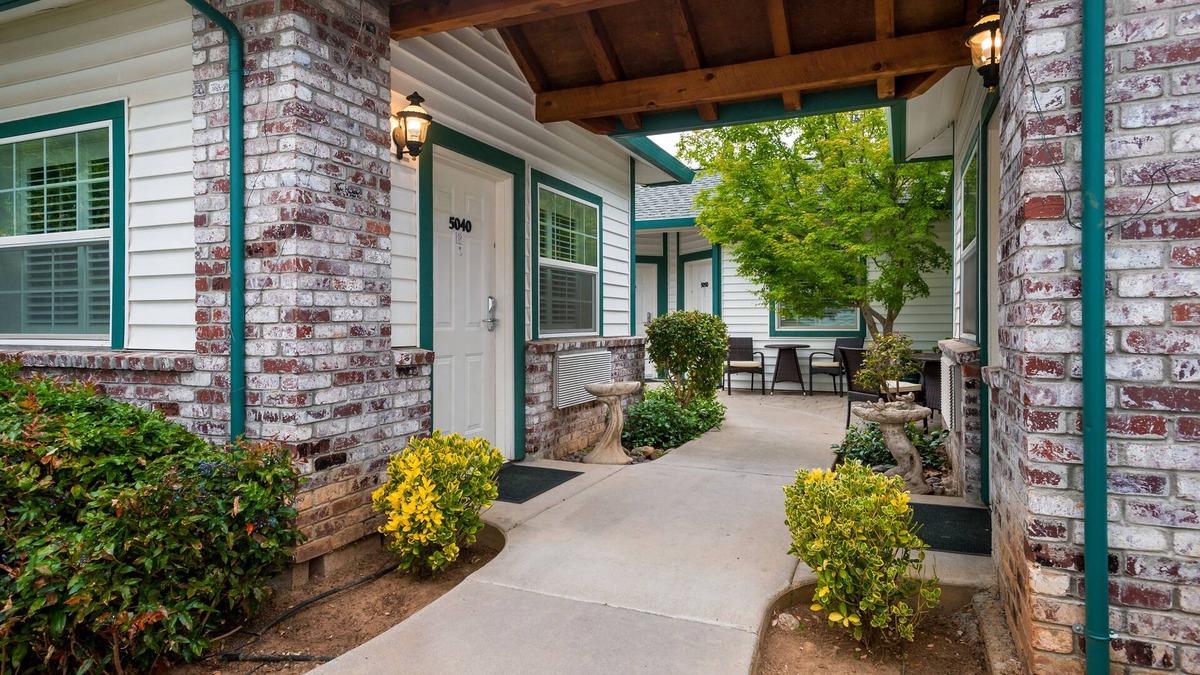 Grass Valley Hotel | Grass Valley Courtyard Suites