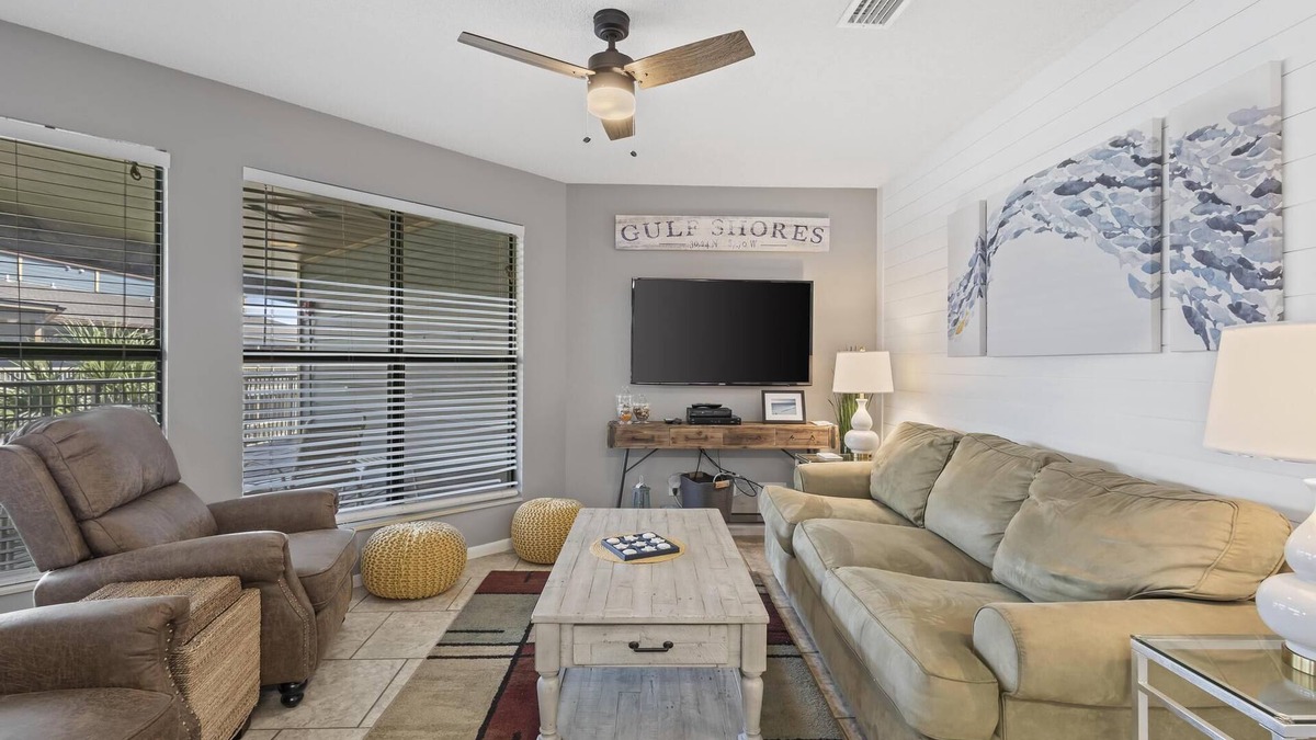 Gulf Shores Condo | Great 2 bdrm family condo on the beach