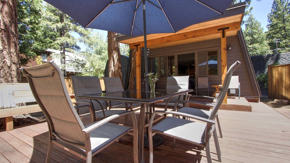 Lake Forest House | Great Escape - Dollar Point, Hot Tub