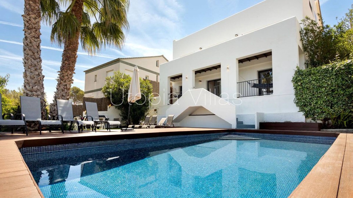 Olivella Villa | Great familiar house for 12 people in Olivella , 12 mn from Sitges, Barcelona