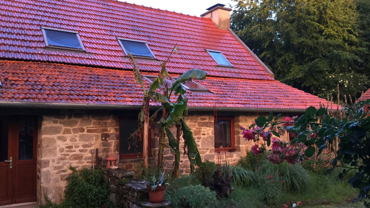 Guidel House | Great home for family vacations, yoga or meditation workshops.
