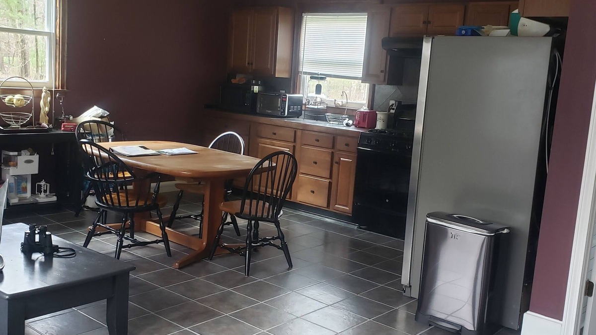 Millis Cottage | Great little cottage sitting behind the main house on 4 acres of property.