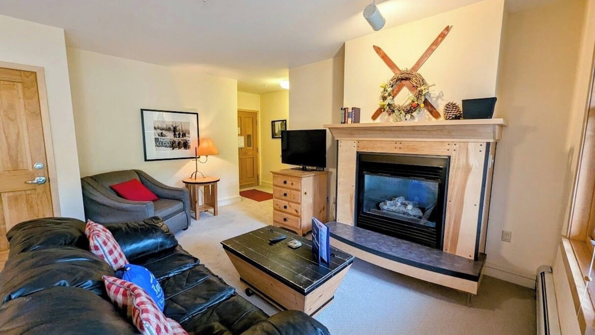 River Run Condo | Great Location! Walk to Slopes, Dining, Shops!