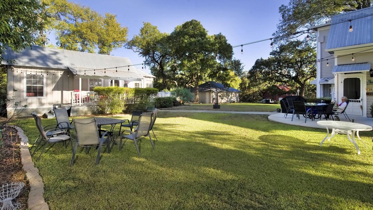 Heritage Cabin | Great Location-walking distance to downtown; quiet; historical district