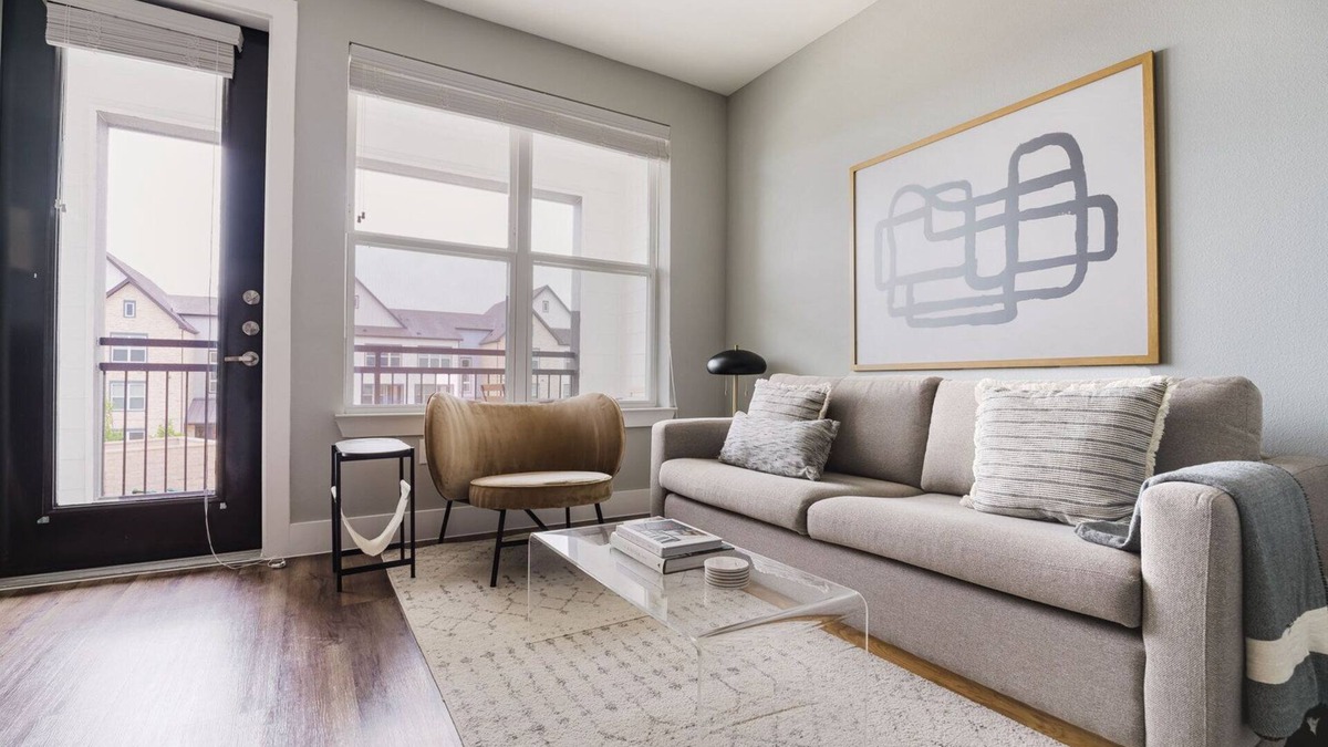McNeil Apartment | Great Lost Plains 1BR w/Parking, Gym, Pool & W/D, by Blueground