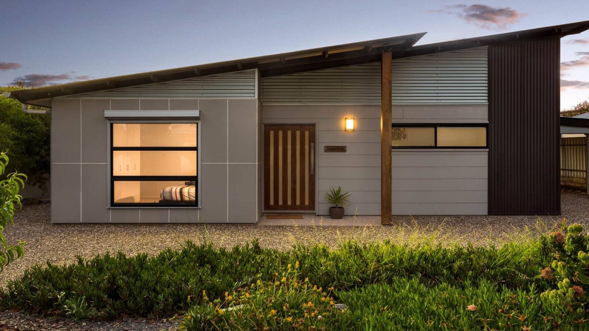 Goolwa Beach House | Great Ness Beach House - heated spa, linen included, modern single story home