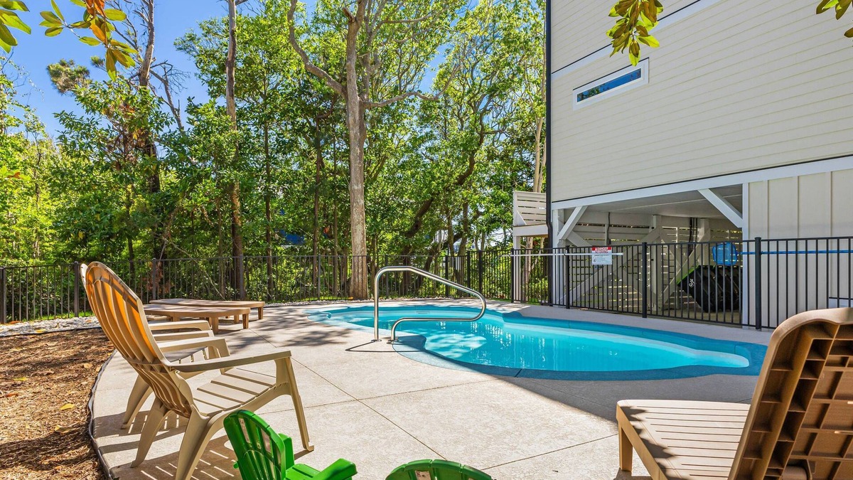 Yaupon Beach House | Great Ocean Views - Saltwater Pool - Elevator - 40A EV Charger - Mins to Beach, Shops and food
