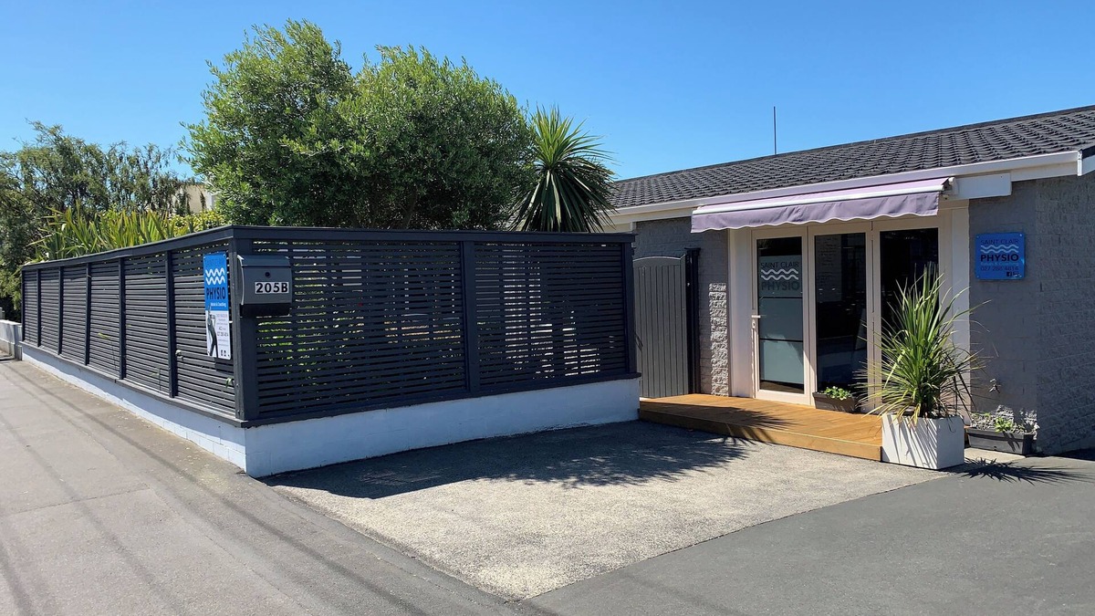 St. Clair House | Great opportunity to experience the Amazing St Clair Beach and Esplanade