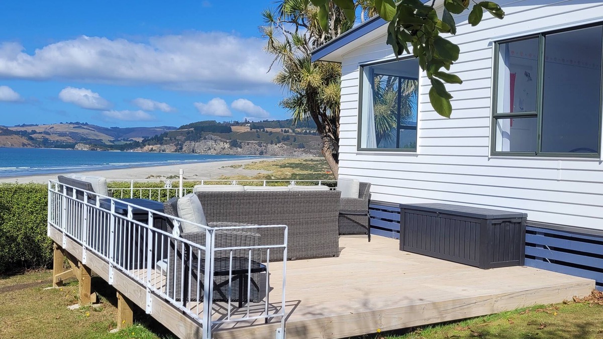 Warrington House | Great sea views and easy beach access