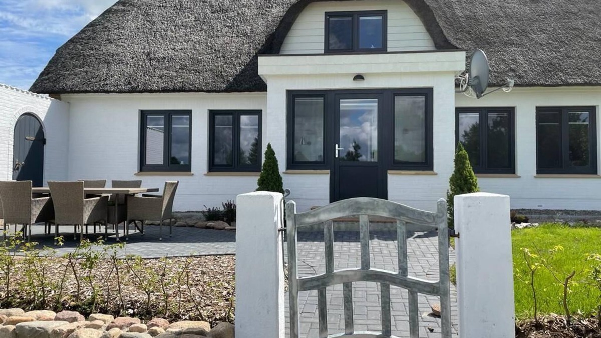 Brodersby Apartment | Great vacation apartment "Burgerblick" on the upper floor with space for 2 people