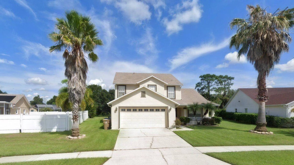 Crescent Lakes House | Great Value 5BR Villa w/Pool Near Disney