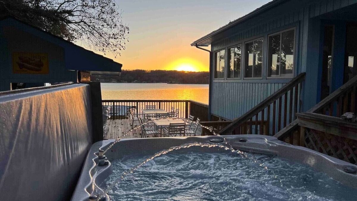 Lake of the Ozarks House | Great view, private dock boat/jetski options