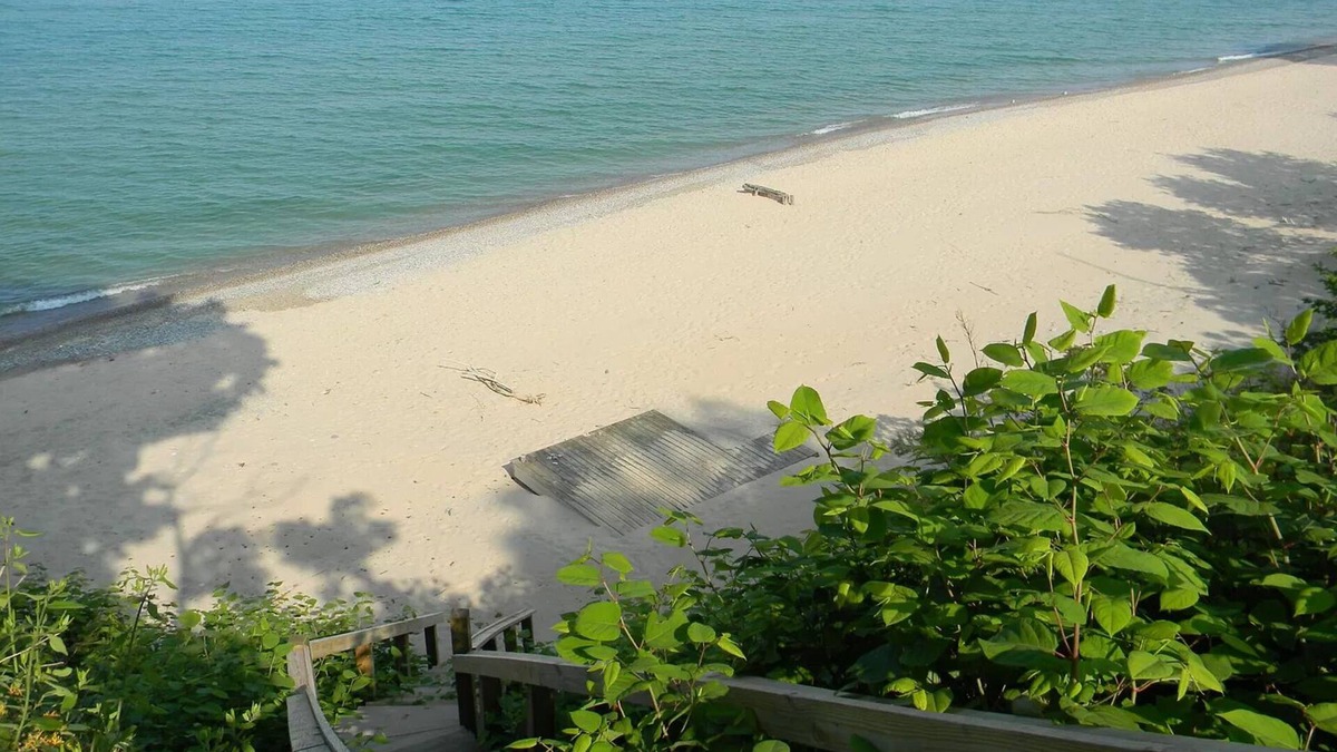 Northern Lower Peninsula House | Greatlakes Getaway Ludington MI