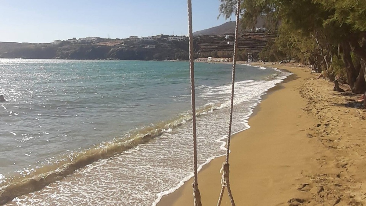 Agios Romanos Apartment | Greece-Cyclades-Tinos Appartment with large terrace sea view 3min beach