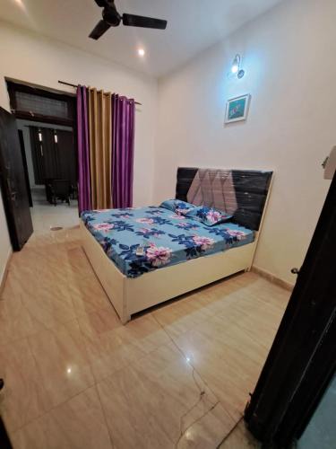 Udyog Vihar Apartment | Green Bacchus stays