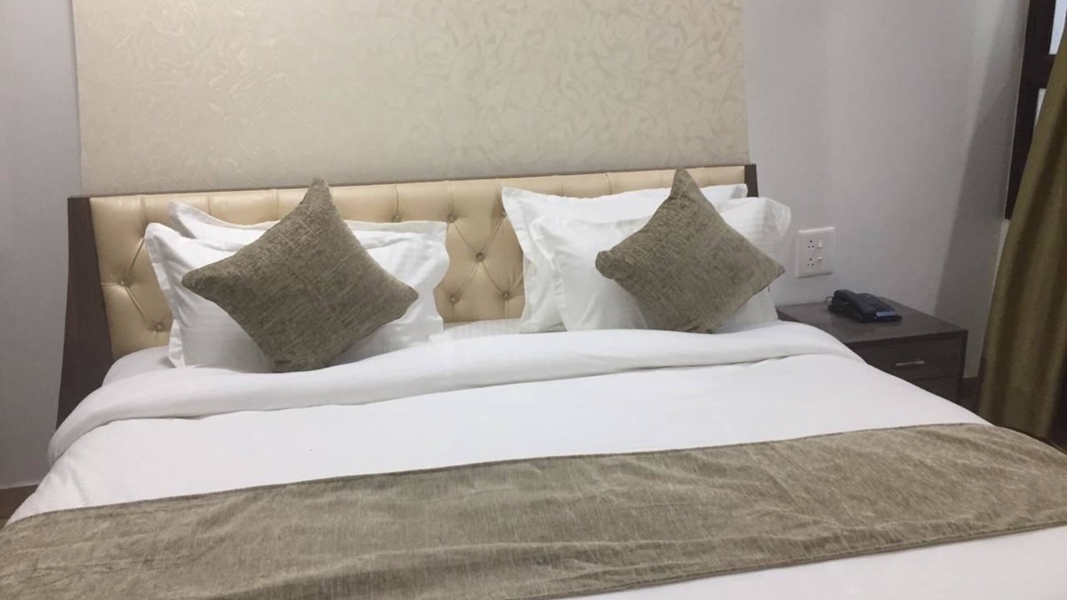 Panipat Hotel | Green Castle